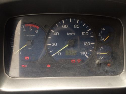 貨車發(fā)動機故障燈亮起 該怎么處理呢？
