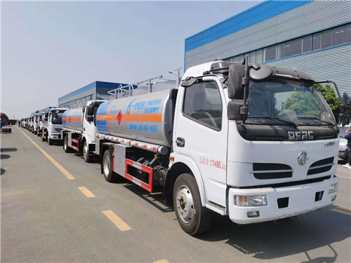 東風(fēng)多利卡D7加油車批量發(fā)車了，貨車安全達標已公示