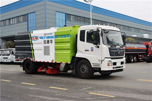 國六東風天錦掃路車4方水箱/8方塵箱，京牌掃路，可加裝前沖后灑