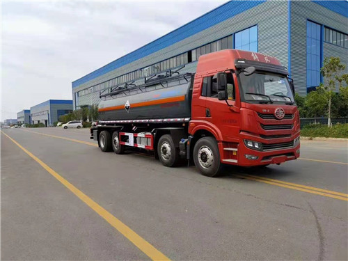解放8*2腐蝕性物品罐式運輸車圖片參數(shù)                                             