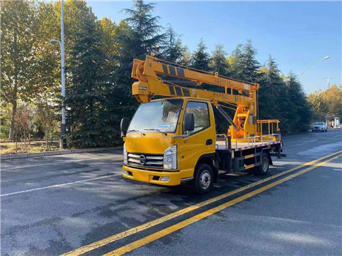國六凱馬K1藍牌13.5米高空作業(yè)車圖片展示