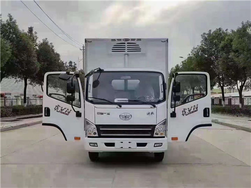 解放國(guó)六4.2米藍(lán)牌冷藏車，冷藏車專用底盤，整車不超重