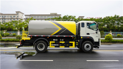 福田領(lǐng)航 12-15方灑水車(chē)6缸機(jī)245大動(dòng)力+3950短軸距