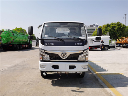 國(guó)六東風(fēng)福瑞卡F6 5噸國(guó)六灑水車(chē),5方國(guó)六灑水車(chē)