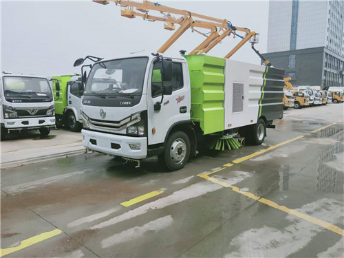 現(xiàn)車！現(xiàn)車！  東風3800軸距玉柴165馬力8方洗掃車