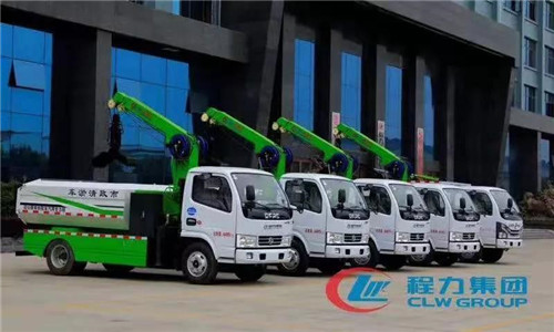 程力標(biāo)準(zhǔn)化智能化多功能市政清淤車受到市場熱捧。