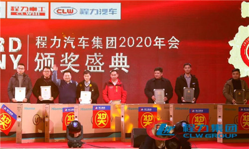 　“四五”期間增長的亮點項目為：委改、軍品、底盤、外貿、新能源車、商務車、應急車制造、隨車裝備制造、高端專用制造、配套件制造等十大領域集中發(fā)力。