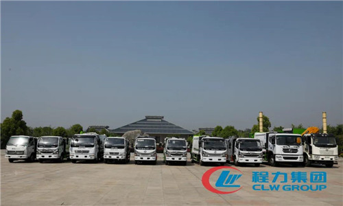  程力吊裝壓縮垃圾車專業(yè)廠，以科技創(chuàng)新為先導，吊裝壓縮垃圾車系列產(chǎn)品一舉成為網(wǎng)紅產(chǎn)品。