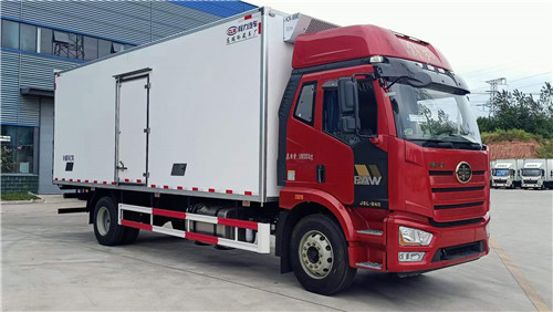 國(guó)六解放J6L精英版7.5米冷藏車，10噸國(guó)六冷藏車