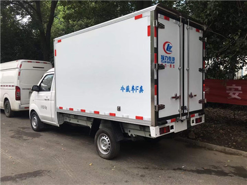 國(guó)六金杯T30冷藏車,7方國(guó)六冷藏車圖片