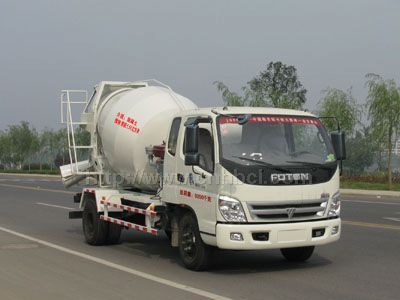 福田3-4立方混凝土攪拌運(yùn)輸車(chē)